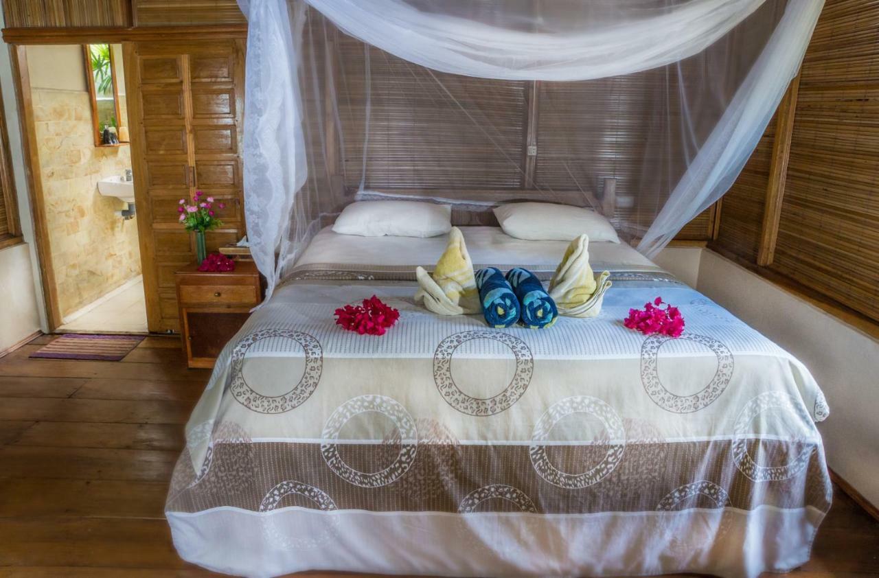 Bunaken Divers Sea Breeze Resort Екстериор снимка